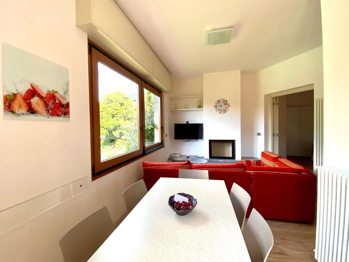 Vittoria Residence Dongo 0*,  Italy