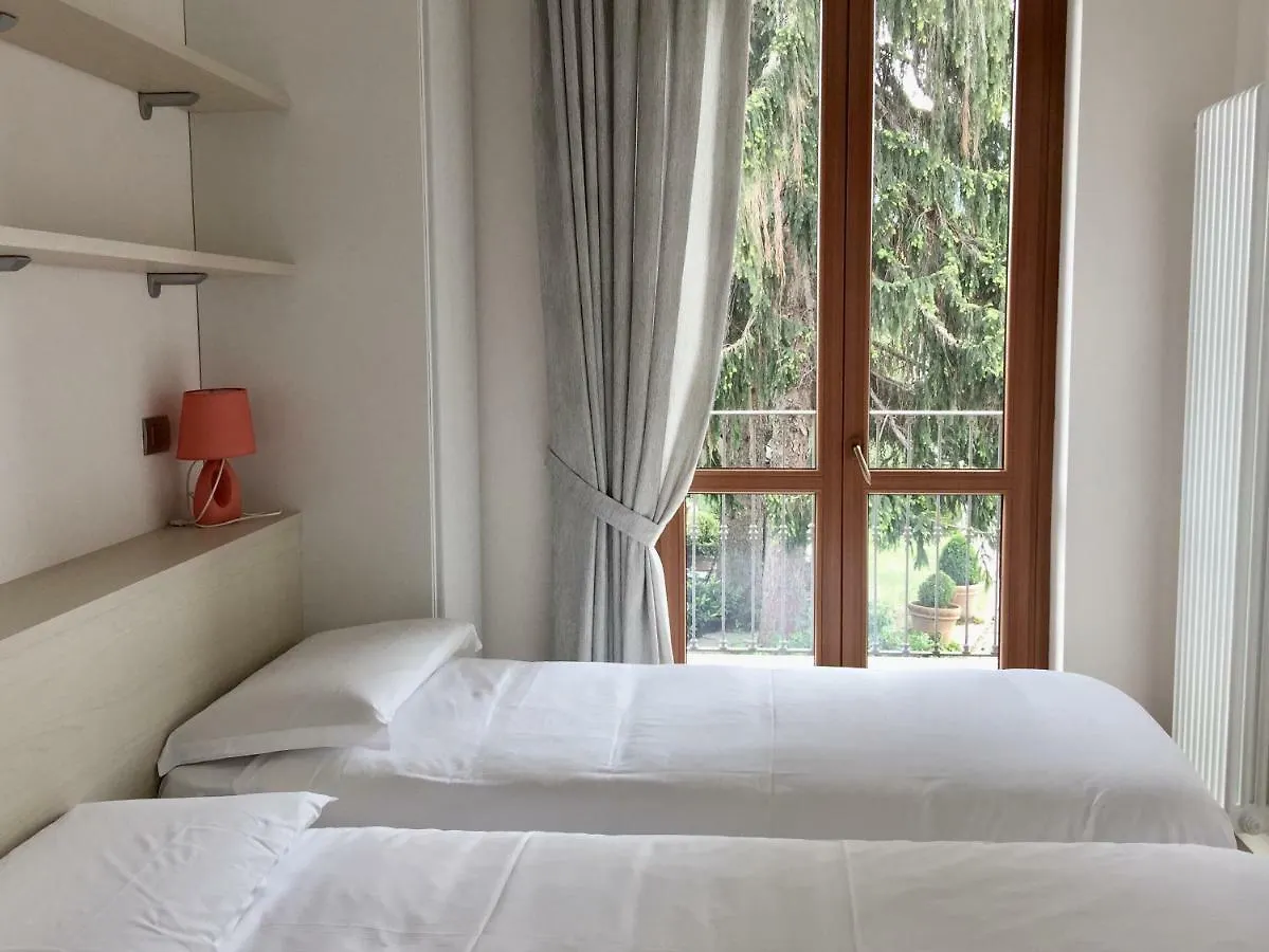 Vittoria Residence Dongo Apartment
