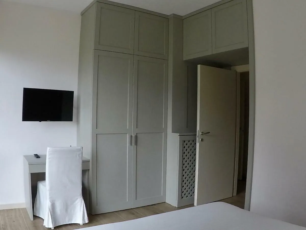 Vittoria Residence Dongo 0*,